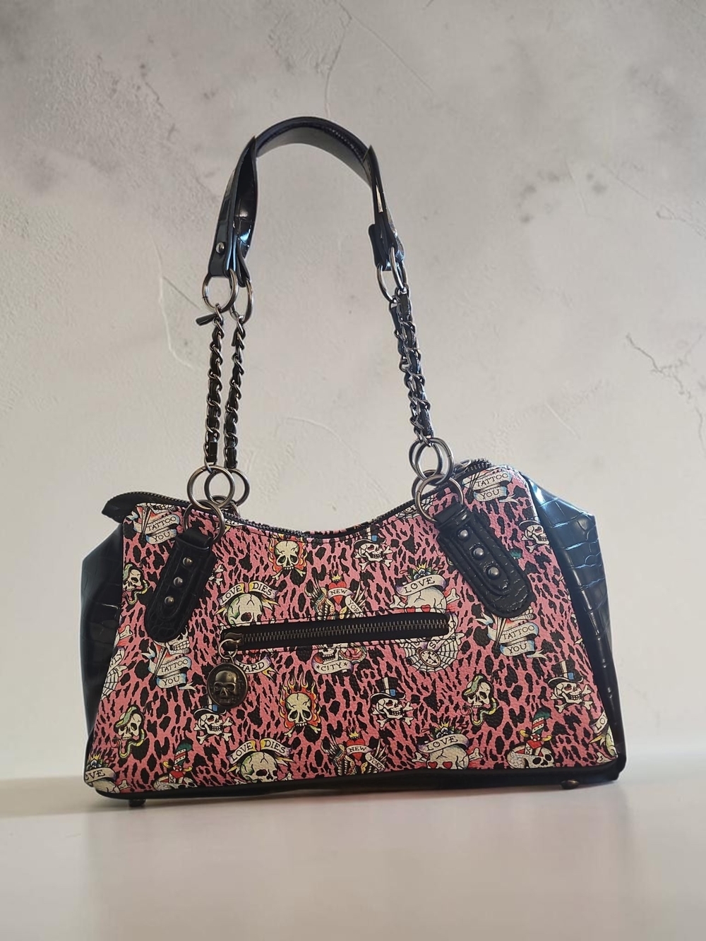 Nwt Ed Hardy Pink Skull Print Shoulder Bag - Picture 2 of 5